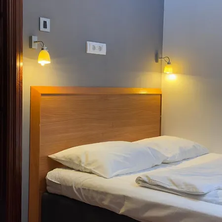 M Motel